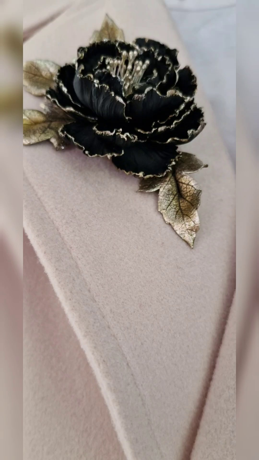 Броши с цветами / Blumen-Broschen ➜. Oksana Paul-Gardinen-Design Oksana Paul ✧ Art of Gardinen & Textile Design ✧ Polymer Clay Art & Handmade Creatures