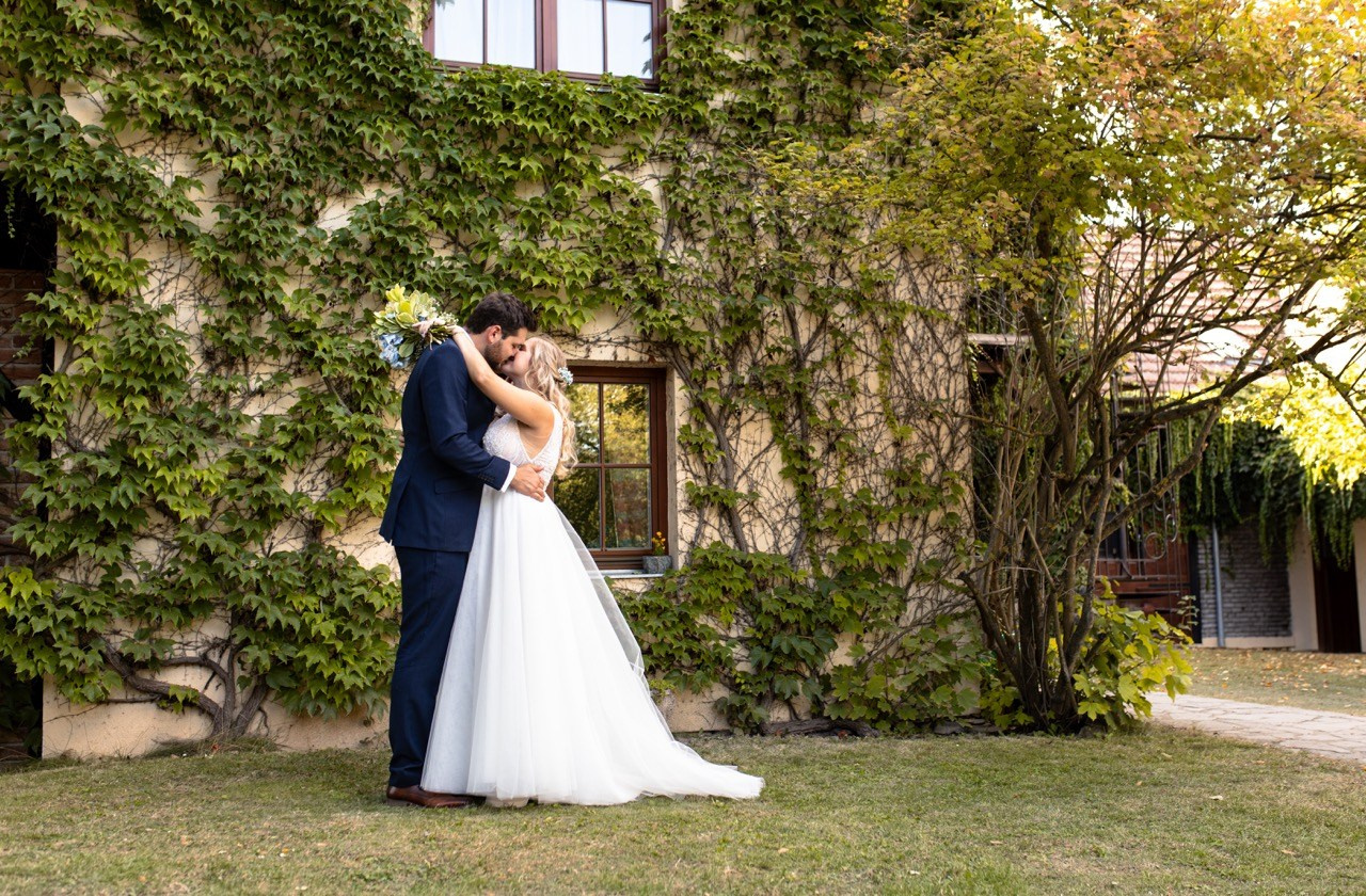 Dana Lišková - Svatební fotografka Praha - Svatební fotograf Praha - Párové fotografie - Svatební portréty 