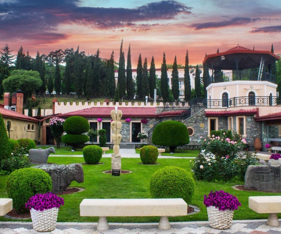 Окрестности Тбилиси. Главная