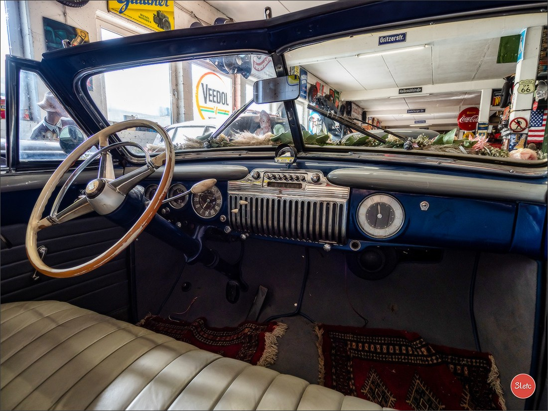 Удивительное место - частный музей старинного хлама - Fahrzeugmuseum. Photographe à Strasbourg | Portraits, Studio, Enfants, Événements