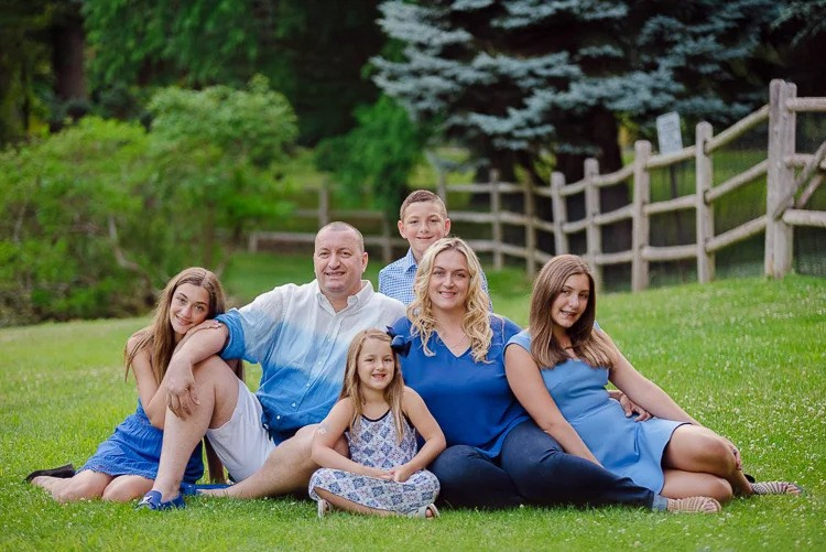 Anna Riva Studio – Семейни фотосесии в София | Професионален семеен фотограф, портрети и лайфстайл снимки в България. Фото студио Anna Riva София – Професионален фотограф | Портрети, Сватби, Мода, Събития, Комерсиални снимки