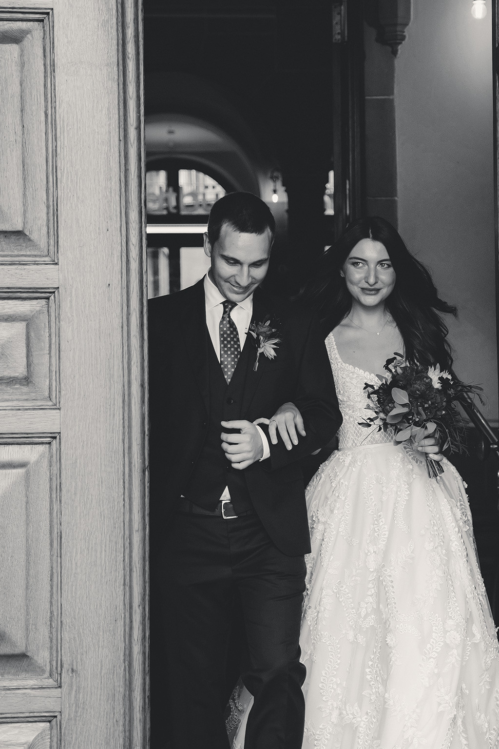 ANASTASIA + DMITRY | CIVIL WEDDING, ZÜRICH STADTHAUS | RECHBERG GARDEN. HOME
