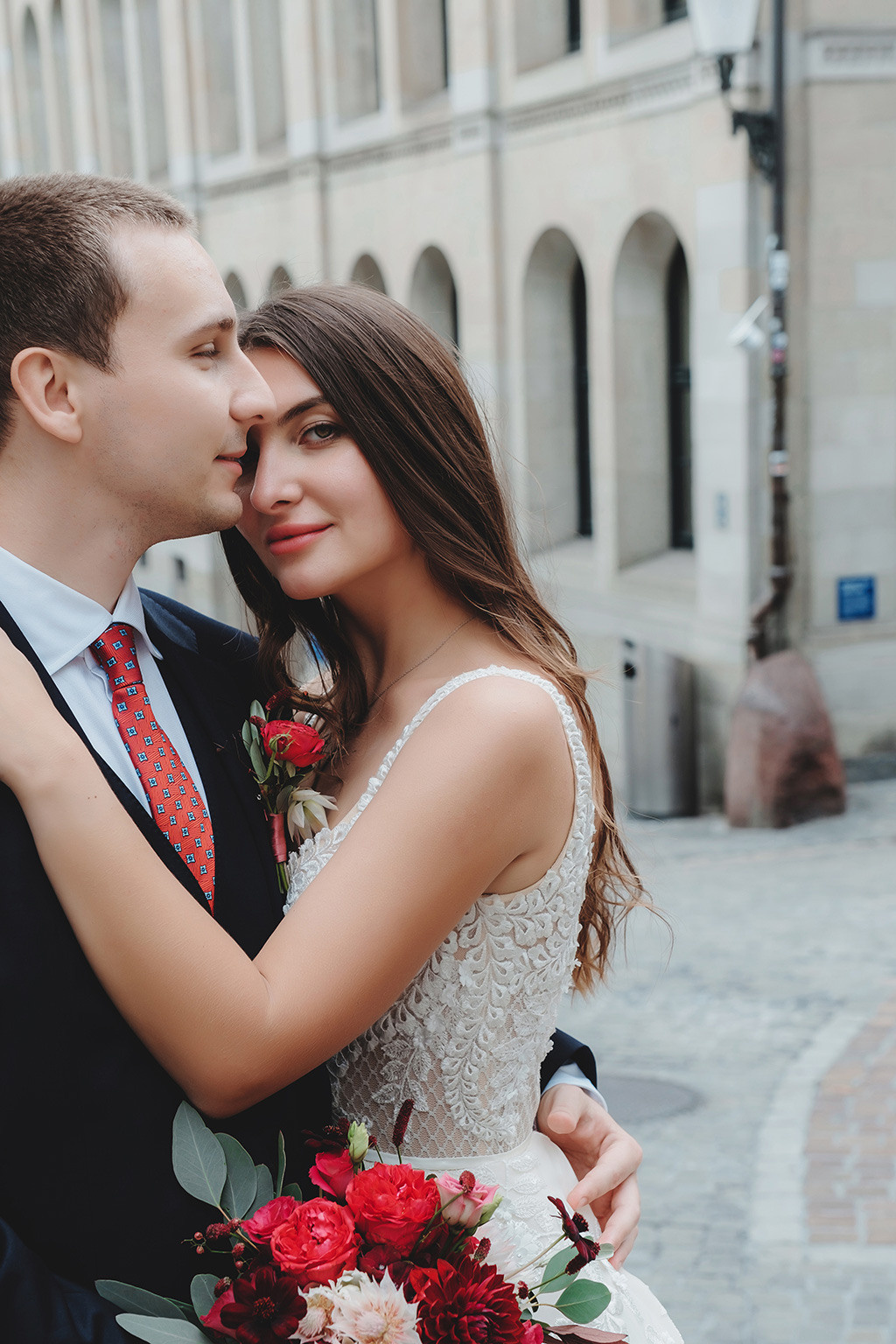 ANASTASIA + DMITRY | CIVIL WEDDING, ZÜRICH STADTHAUS | RECHBERG GARDEN. HOME