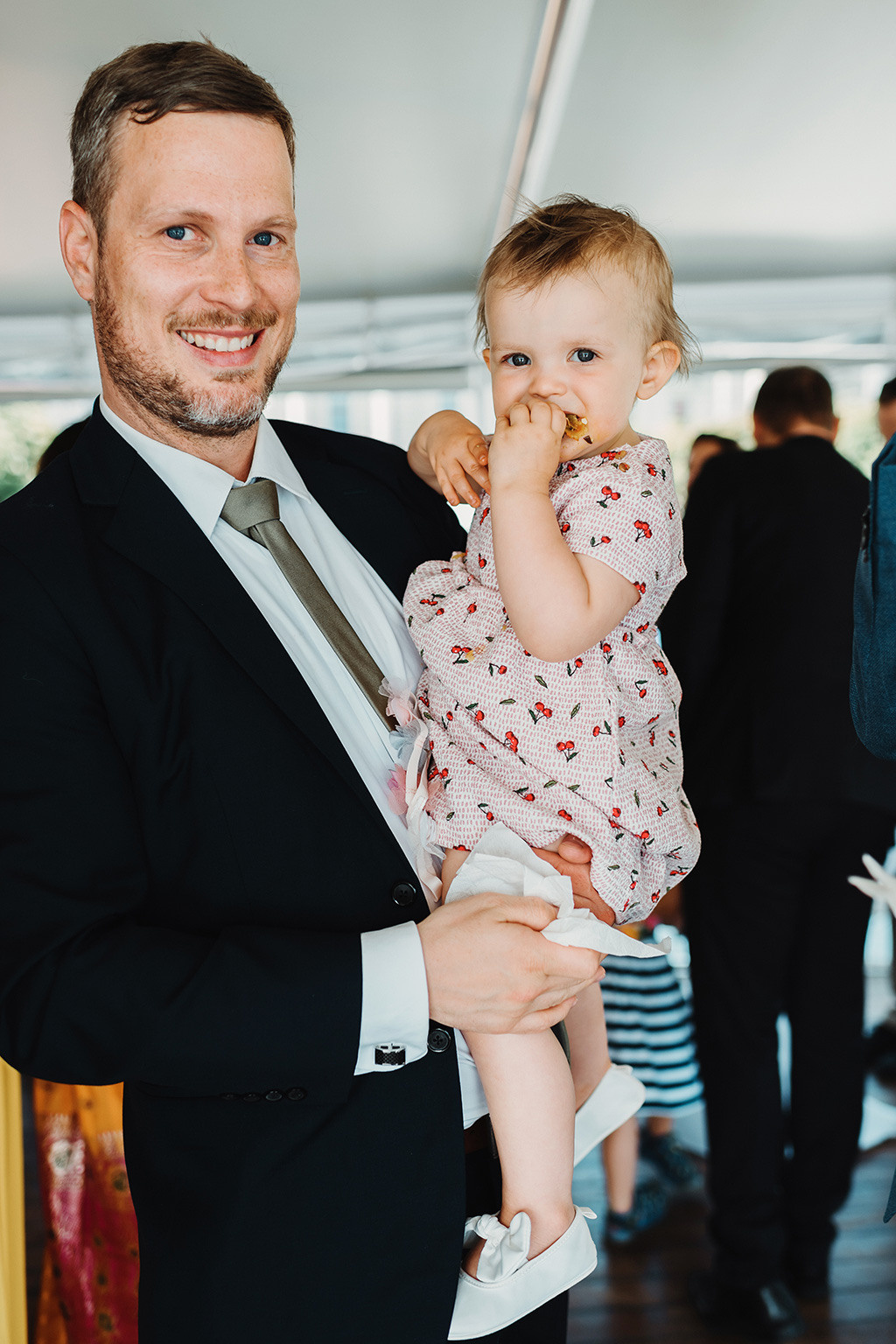 ASHVEENA + PATRICK | WILHELM TELL | HOTEL SCHWEIZERHOF LUZERN | PURE REPORTAGE. HOME