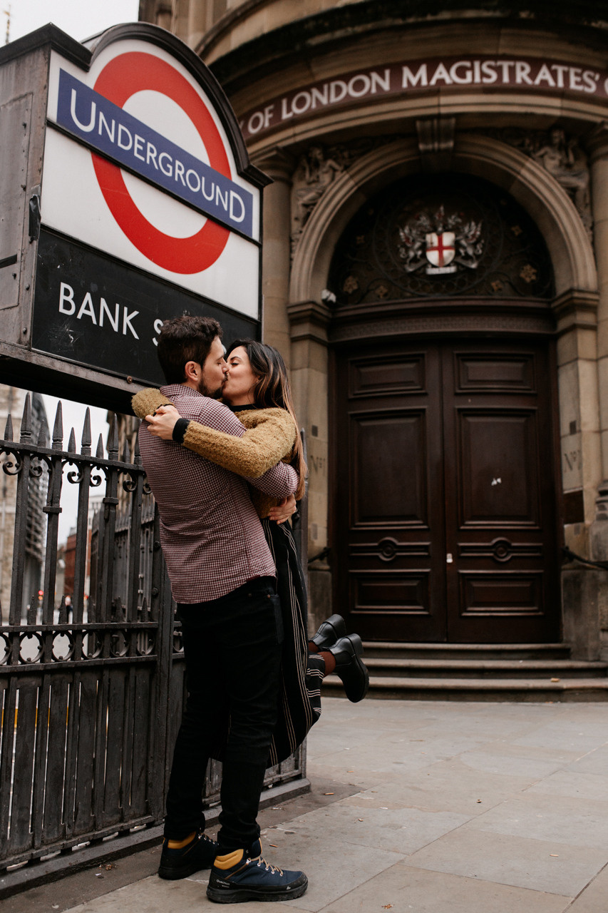 Photoshoot at Bank and Tower Bridge. LondonPhotoStory — Vacation Photographer in London