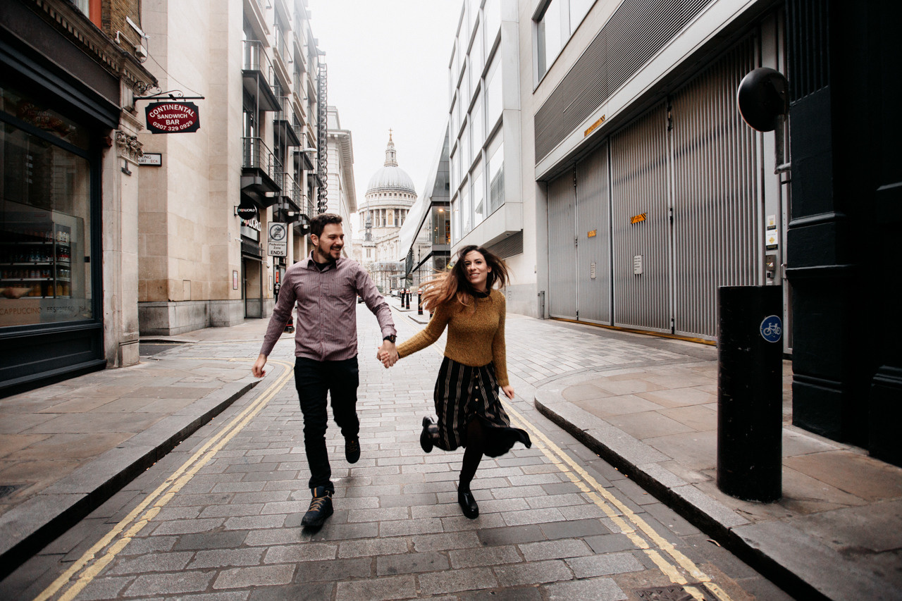 Photoshoot at Bank and Tower Bridge. LondonPhotoStory — Vacation Photographer in London