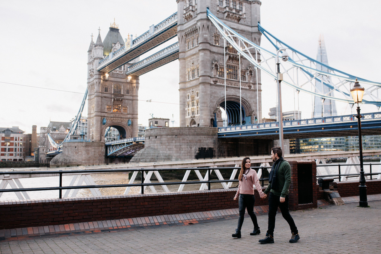 Photoshoot at Bank and Tower Bridge. LondonPhotoStory — Vacation Photographer in London