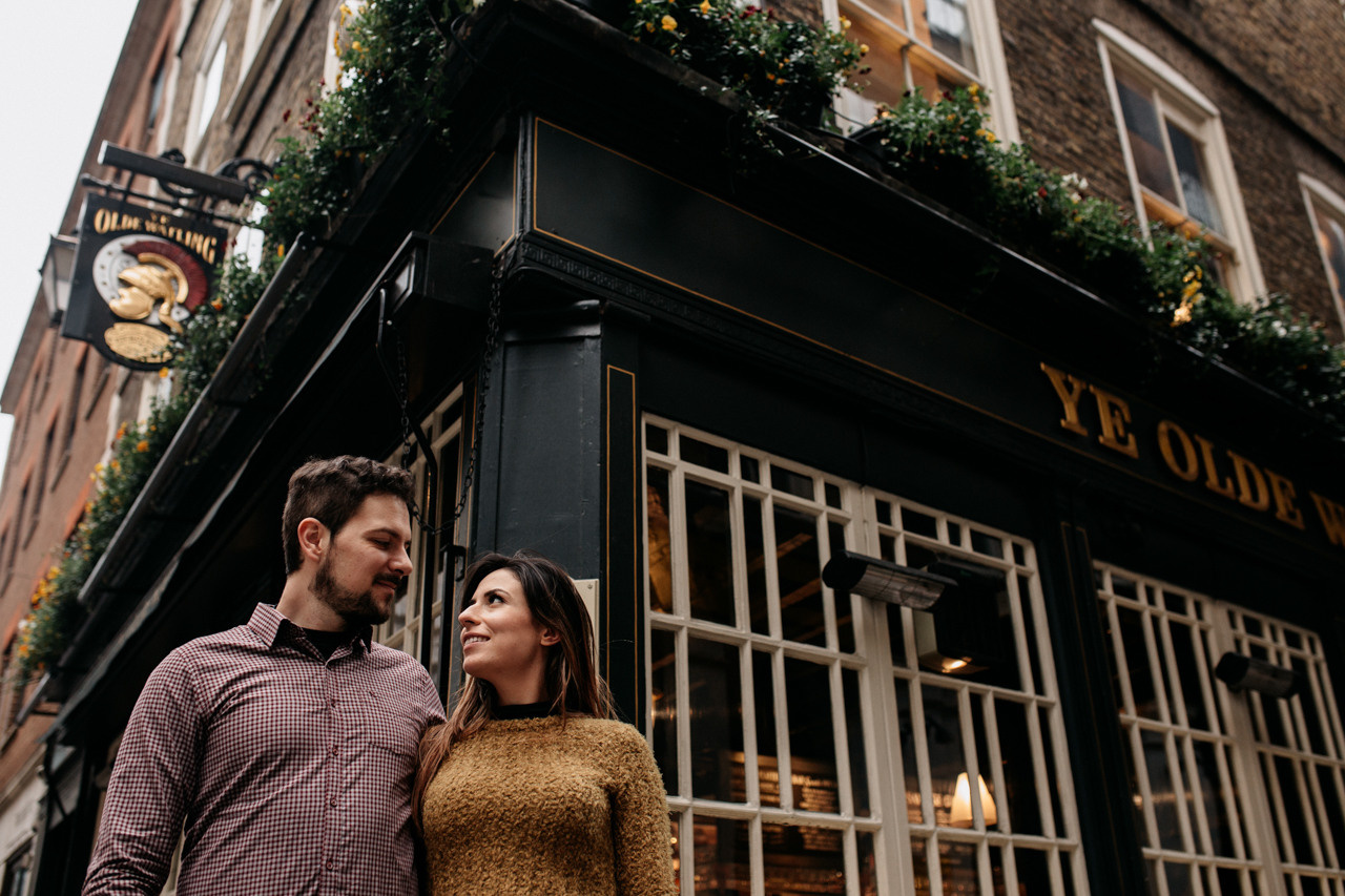 Photoshoot at Bank and Tower Bridge. LondonPhotoStory — Vacation Photographer in London