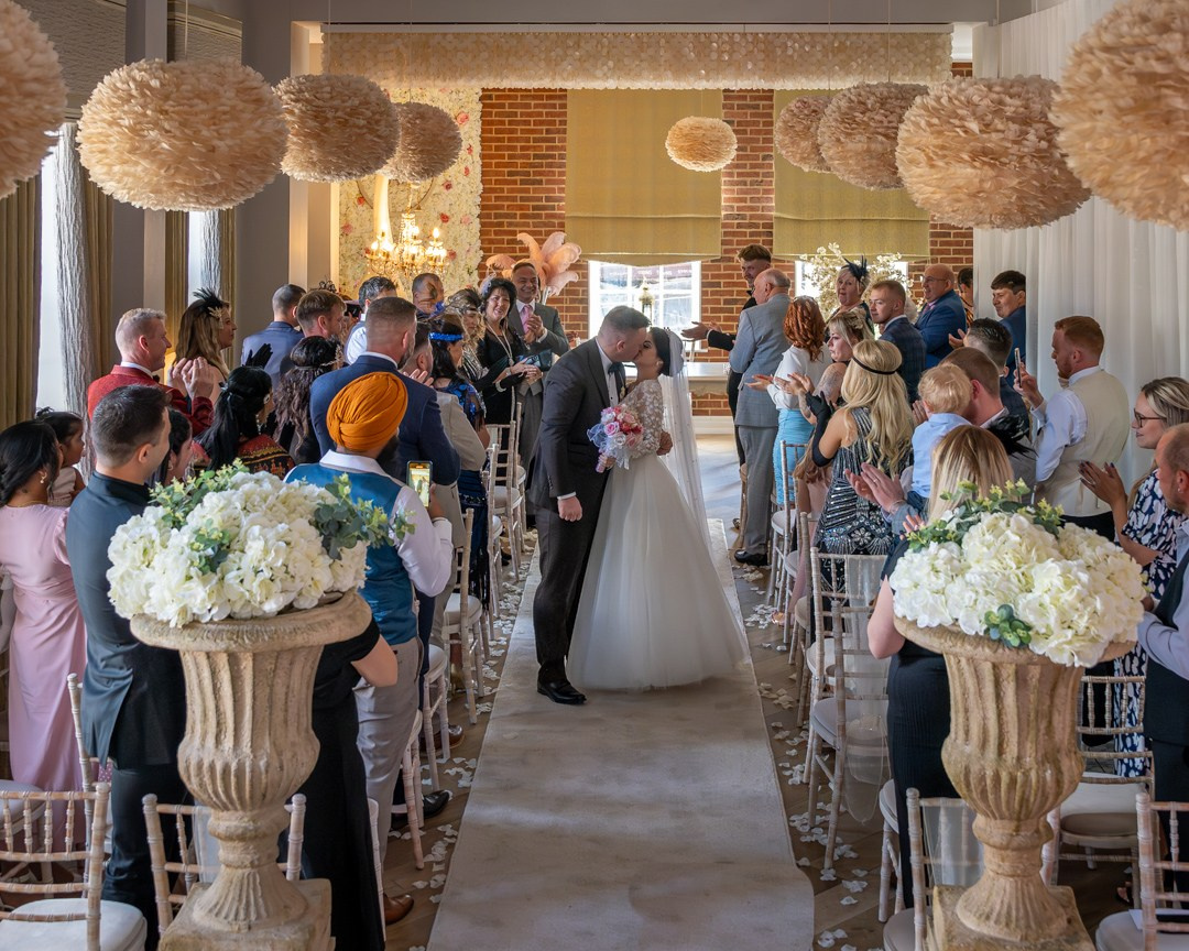 EDITHA & LUKE -Wedding. Main