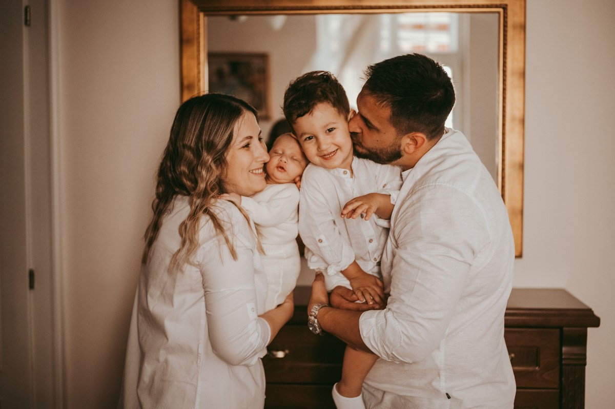 Nina, Filip, Viktor i Igor / porodicno fotografisanje. Deciji i porodicni fotograf u Beogradu Oksana Skendzic