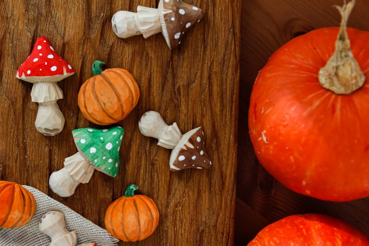 Броши. Резьба по дереву. Уникальные декоративные скульптуры для интерьера