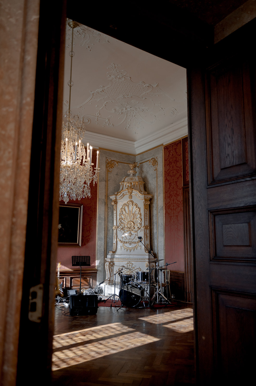 Austria wedding at Schloss Eckartsau. Photography and film. Wedding photographer and videographer based in Timisoara, Romania