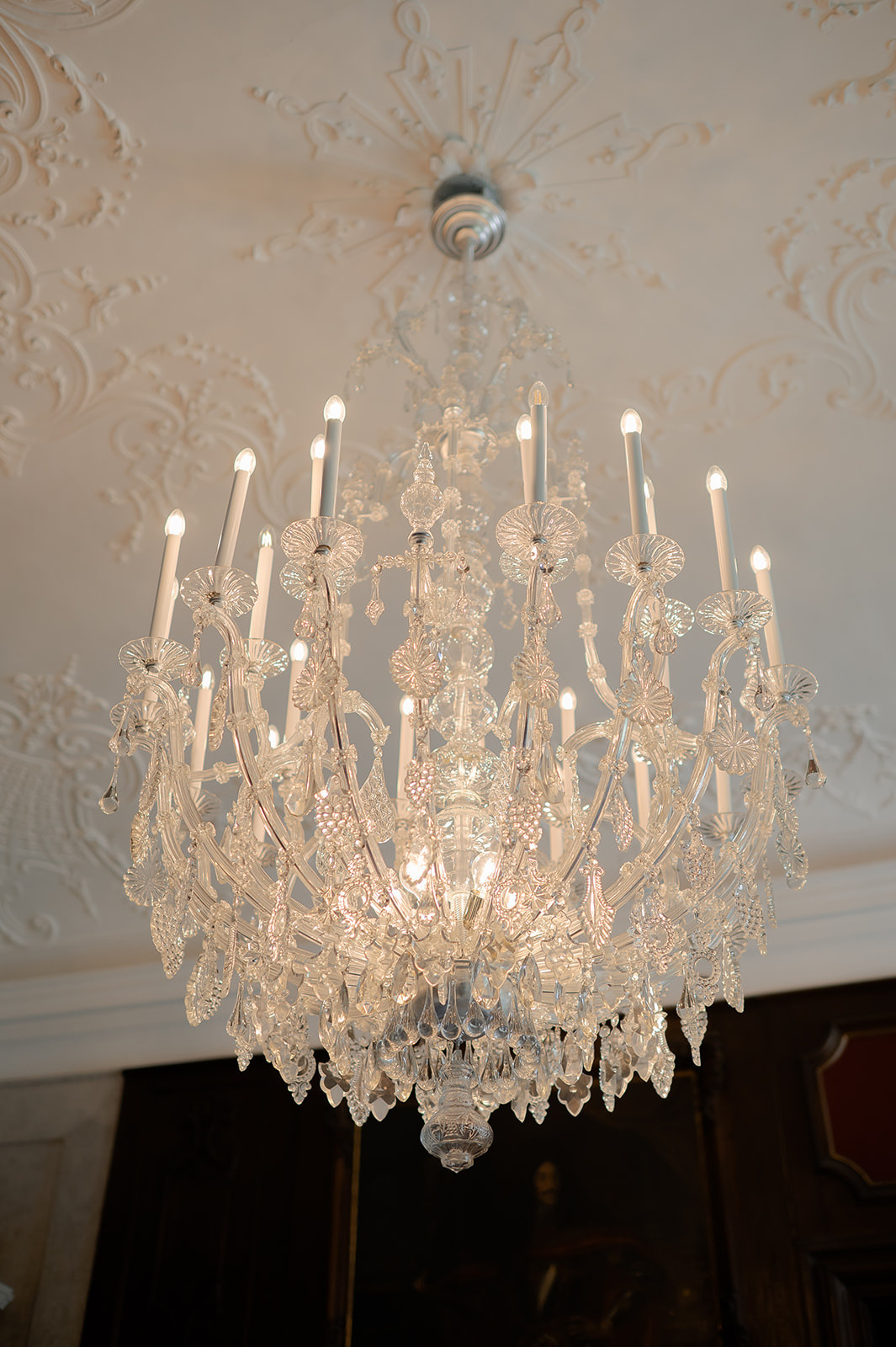 Austria wedding at Schloss Eckartsau. Photography and film. Wedding photographer and videographer based in Timisoara, Romania