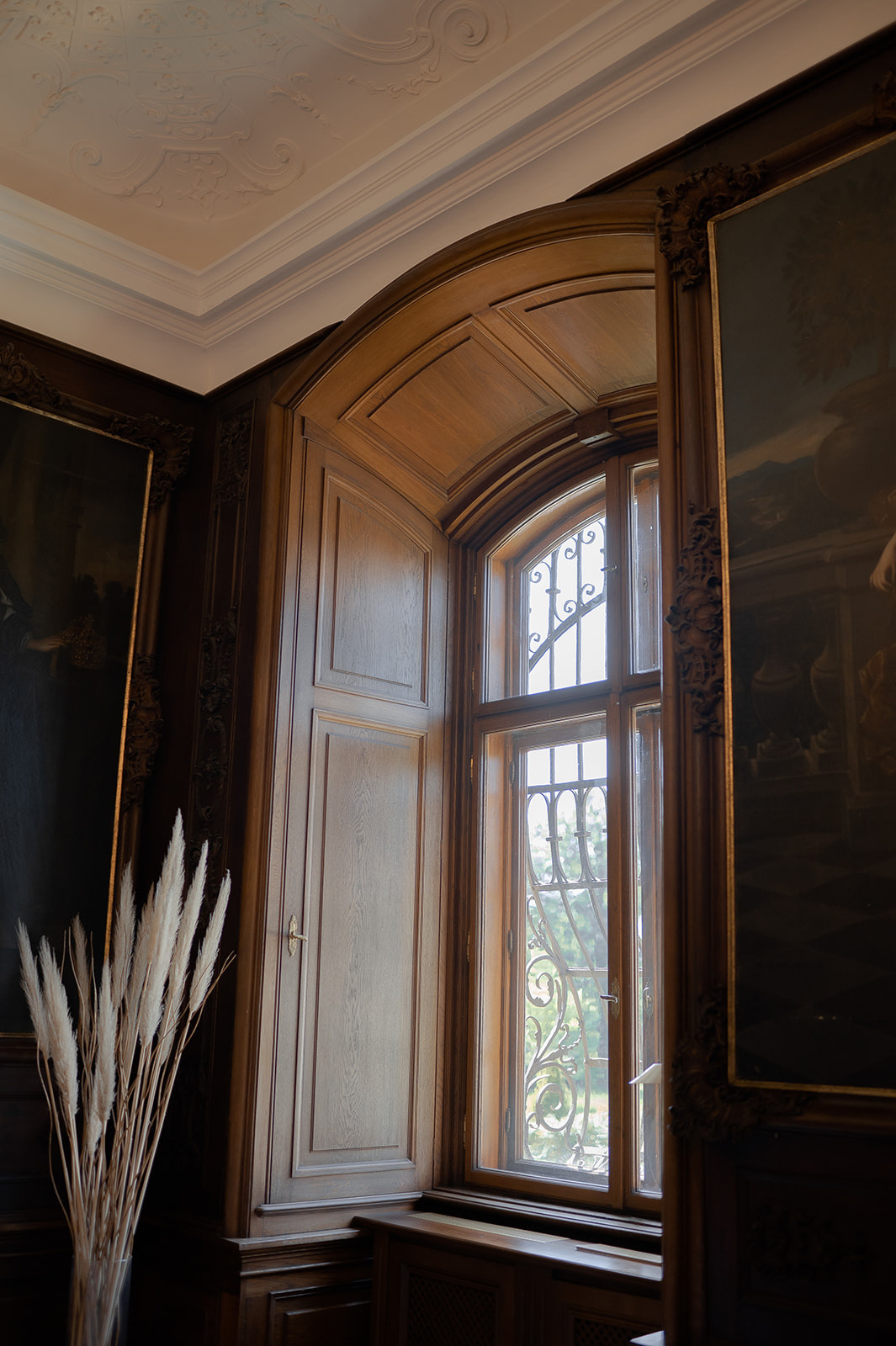 Austria wedding at Schloss Eckartsau. Photography and film. Wedding photographer and videographer based in Timisoara, Romania