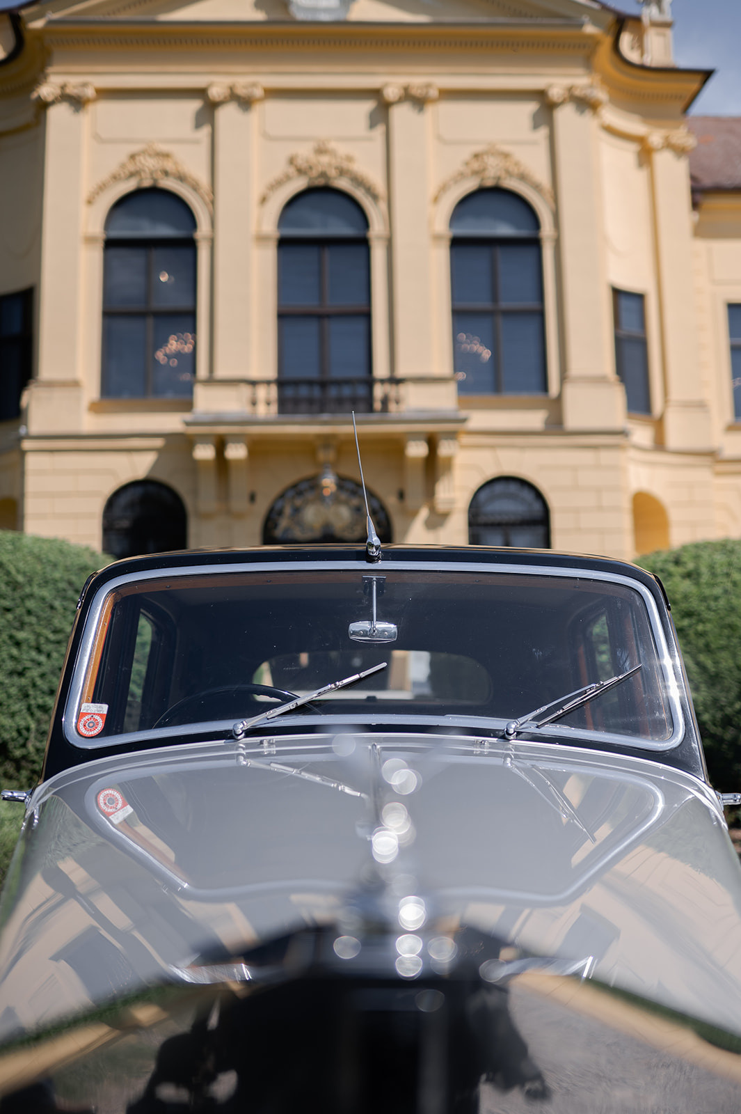 Austria wedding at Schloss Eckartsau. Photography and film. Wedding photographer and videographer based in Timisoara, Romania