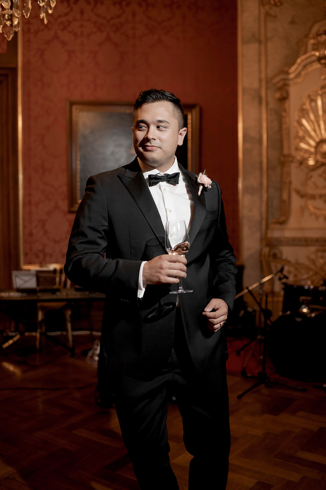 Austria wedding at Schloss Eckartsau. Photography and film. Wedding photographer and videographer based in Timisoara, Romania