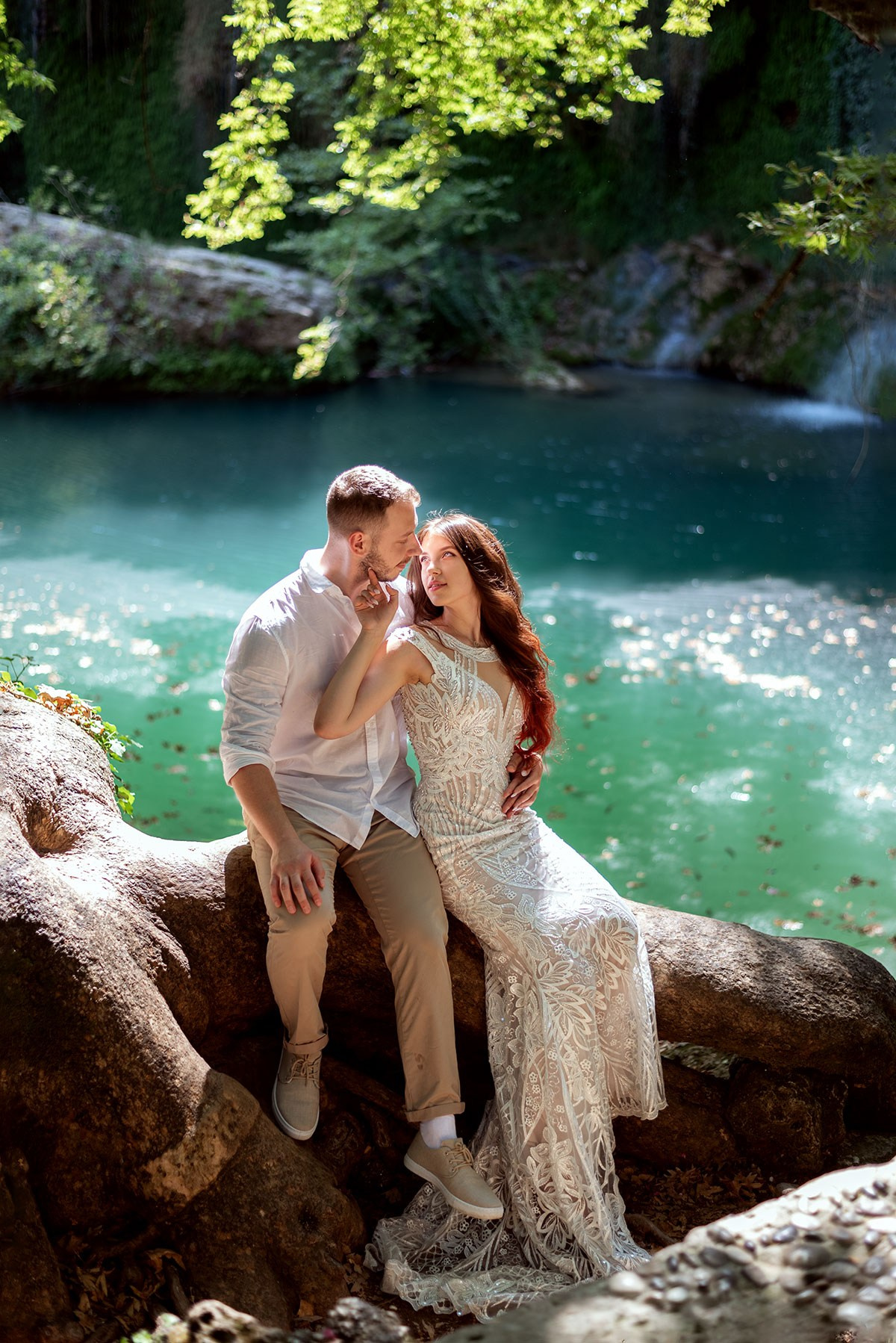 Живописный водопад с бирюзовой водой в Анталии. Фотограф Анталия, Кемер, Белек, Сиде Дарья Кая