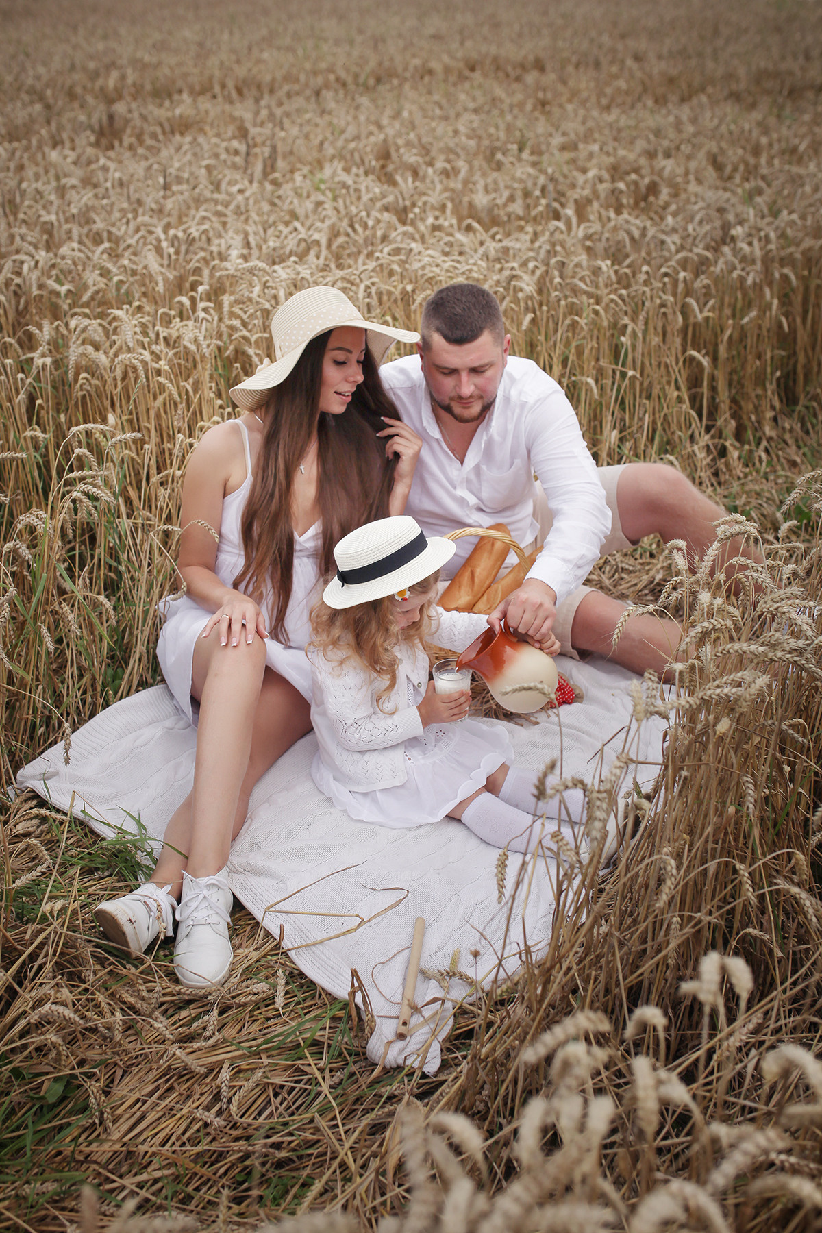 Август. Свадебный, семейный и детский фотограф в Беларуси и за ее пределами