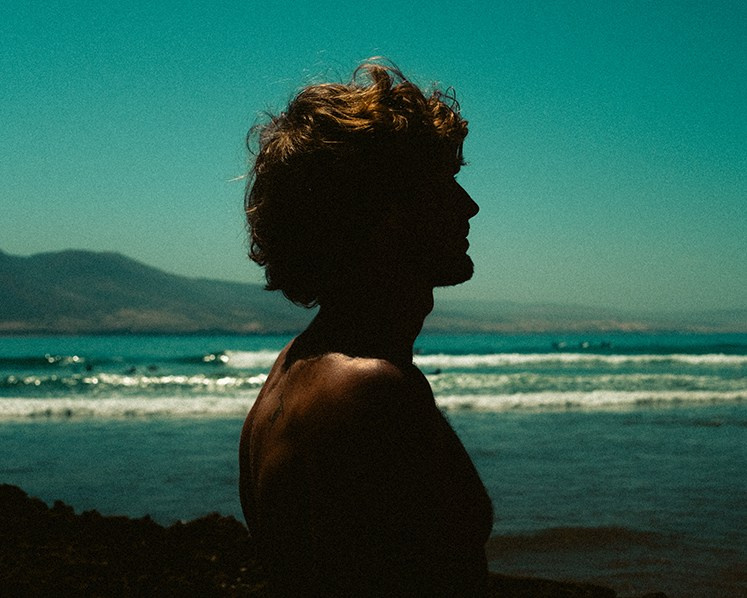Silhouette Photography of a Man on the Beach - Portrait of a man