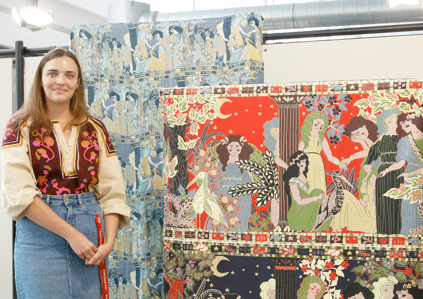 Royal College of Art (RCA) Студентка текстильного направления с авторскими декоративными тканями в стиле современного искусства; примеры студенческих работ с орнаментом, рисунком и экспериментом с поверхностью.