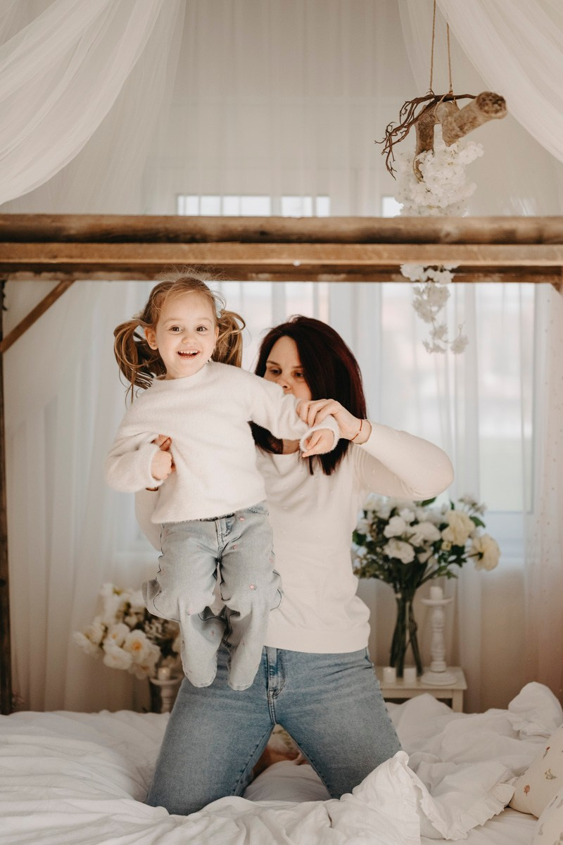 Miljana, Danka i Ilija — fotografisanje MAMINO. Deciji i porodicni fotograf u Beogradu Oksana Skendzic