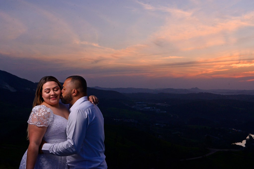Flávio & Josiane — Morro do Capuava, Pirapora do Bom Jesus. Produtora Bride