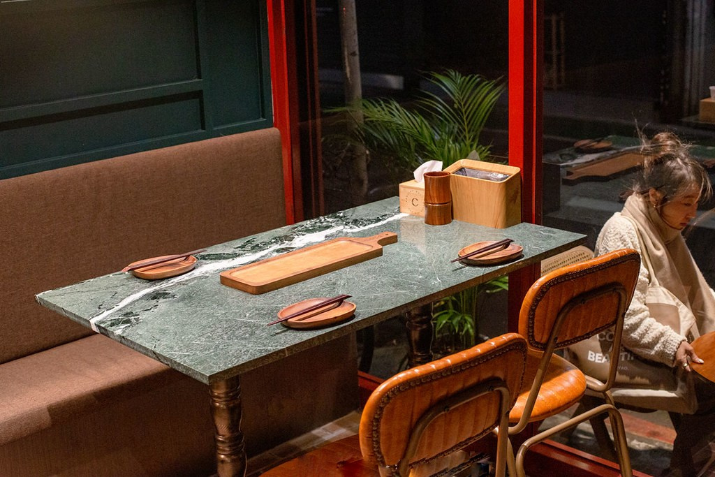 Coca Thai bistro. IHID studio