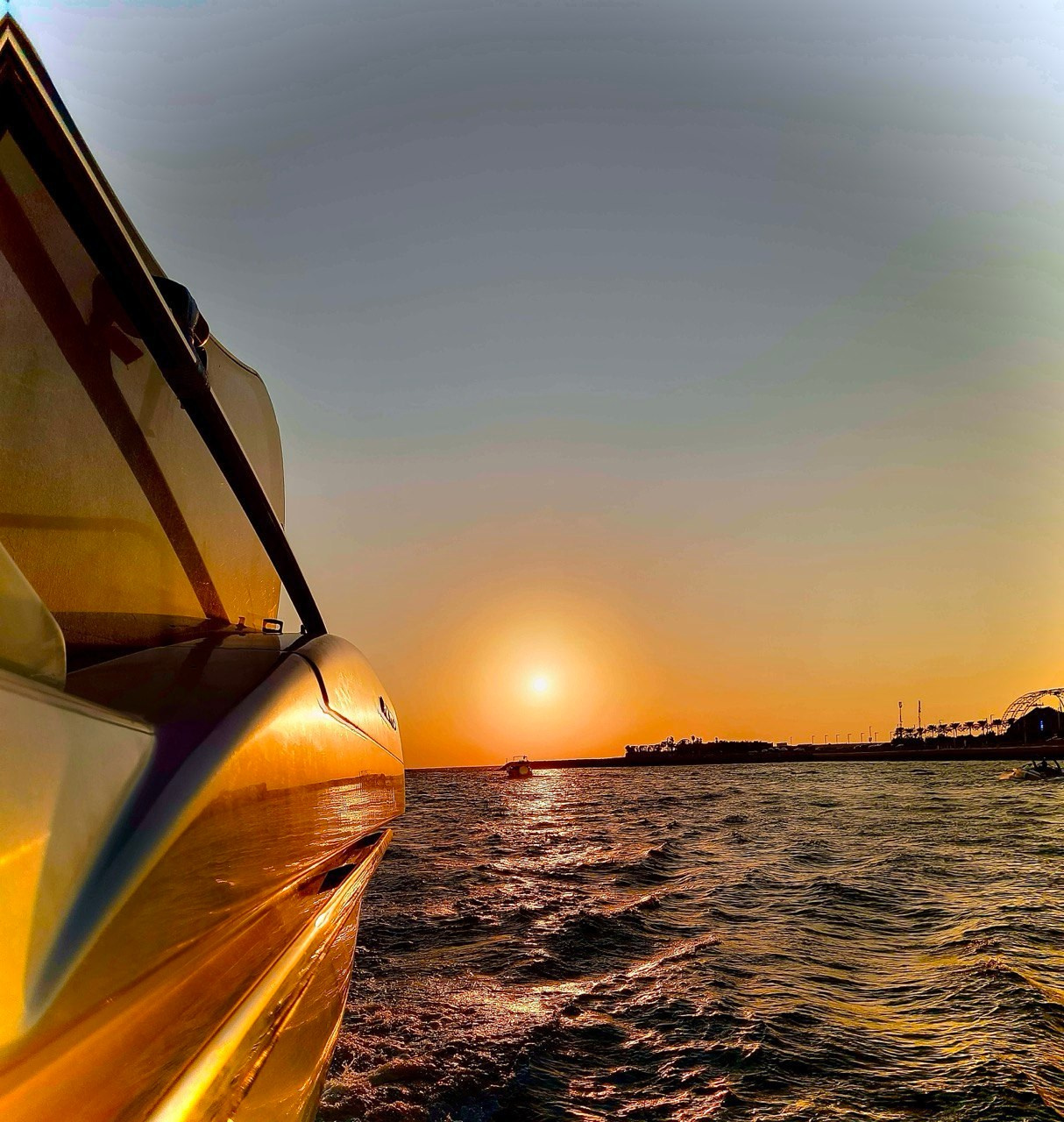 Контакты. Captain Eye Dubai