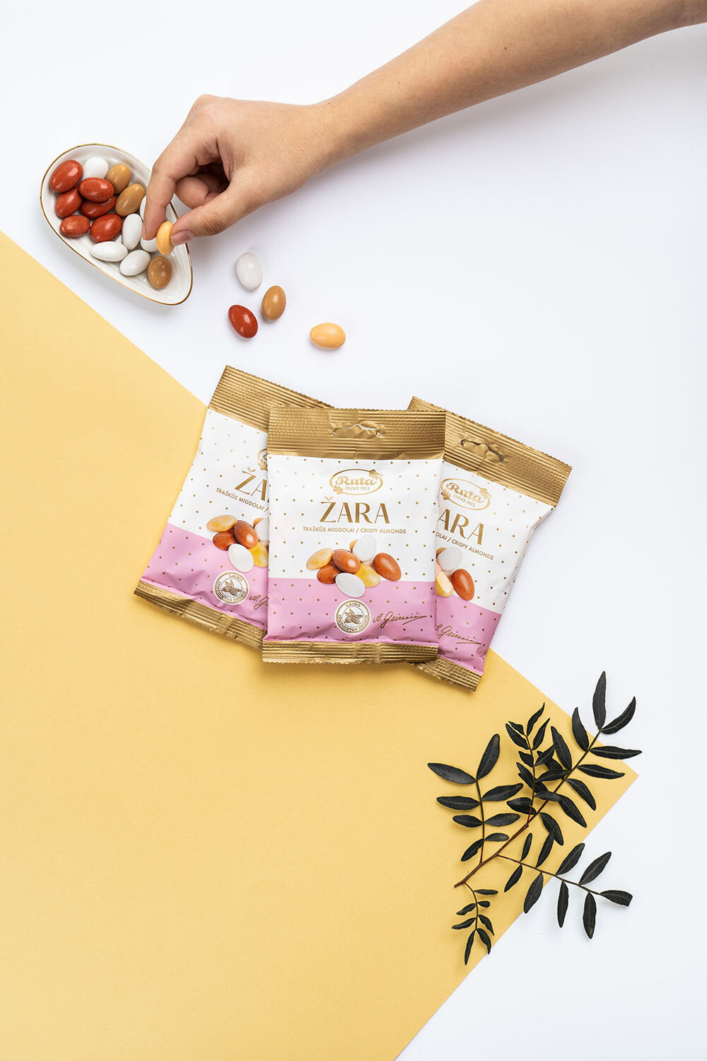 “Rūta” Riešutų Fotosesija. Fotografas Jevgenijus Misevič — misevicphoto.com