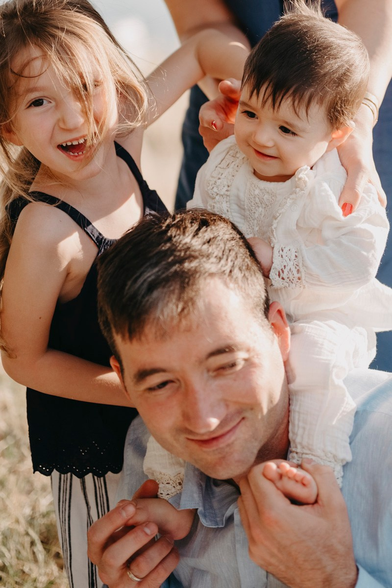 Jelena Milos Dunja i Mila / porodicno fotografisanje. Deciji i porodicni fotograf u Beogradu Oksana Skendzic