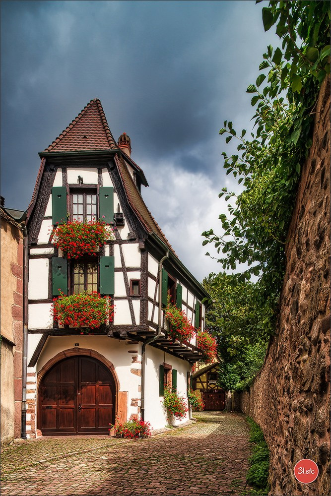 Kaysersberg en Alsace. Photographe à Strasbourg | Portraits, Studio, Enfants, Événements