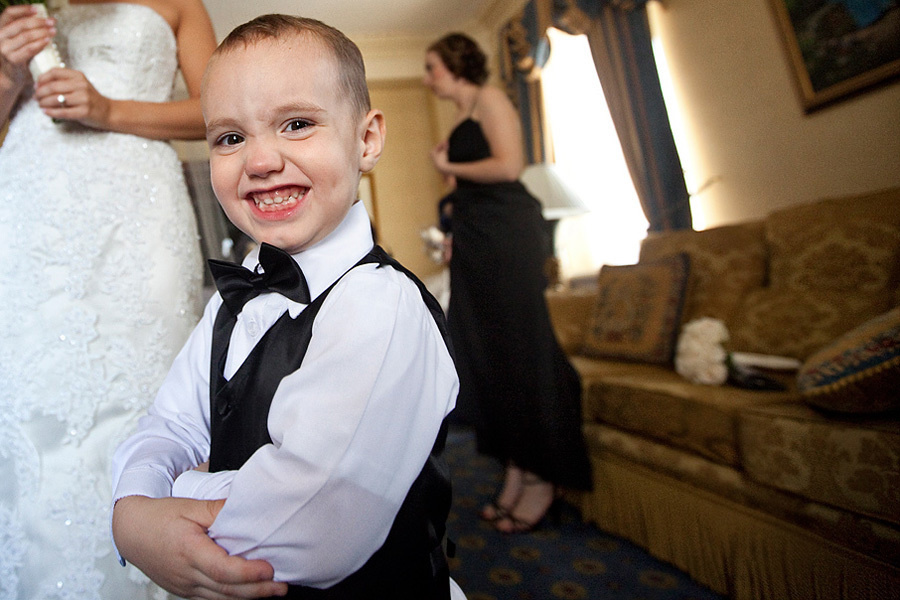 Matthew & Elizabeth – Wedding – 08/15/2009. Emin Kuliyev — Award-Winning Wedding Photojournalist NYC & USA | Best Wedding Photographer Known for Candid, Timeless Moments