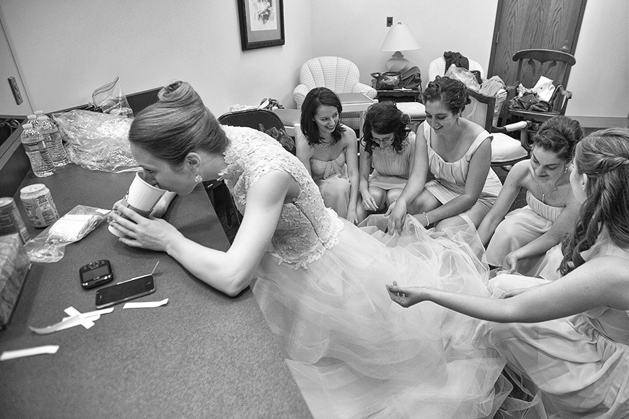 Genevieve & Josh– June 3rd,2012 – Minneapolis (Minnesota). Emin Kuliyev — Award-Winning Wedding Photojournalist NYC & USA | Best Wedding Photographer Known for Candid, Timeless Moments