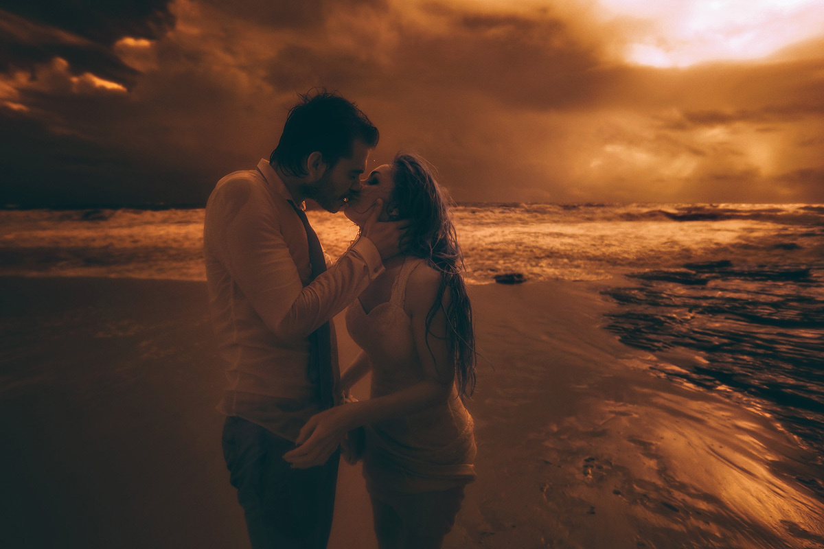 Aleksandrs & Džeina : Love story in Spain and Portugal, December 2016. Emin Kuliyev — Award-Winning Wedding Photojournalist NYC & USA | Best Wedding Photographer Known for Candid, Timeless Moments