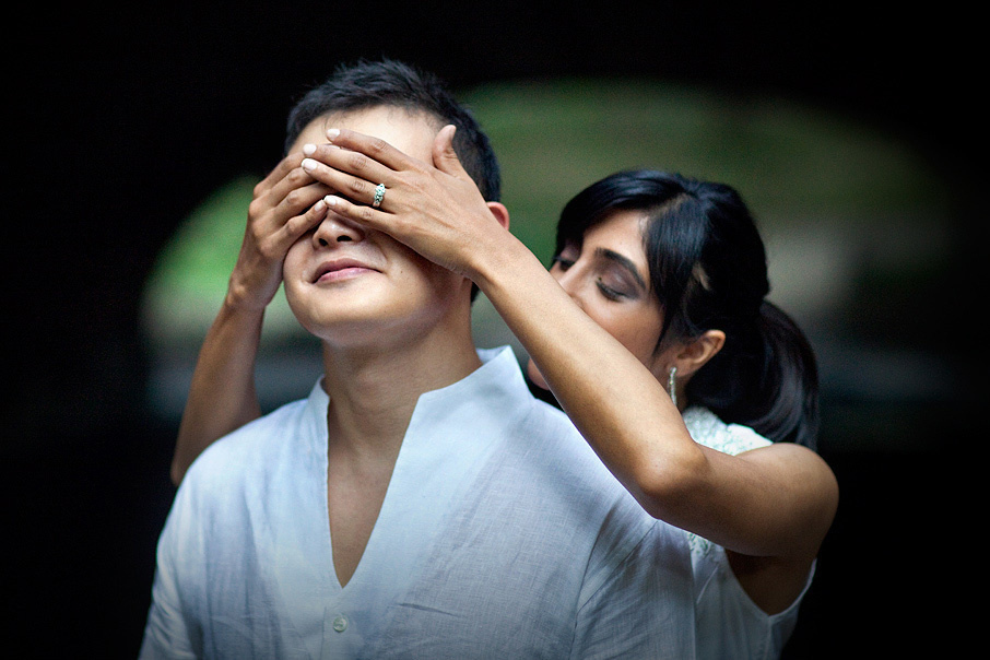 Sheela & Yuang – Engagement – 08/04/2009. Emin Kuliyev — Award-Winning Wedding Photojournalist NYC & USA | Best Wedding Photographer Known for Candid, Timeless Moments