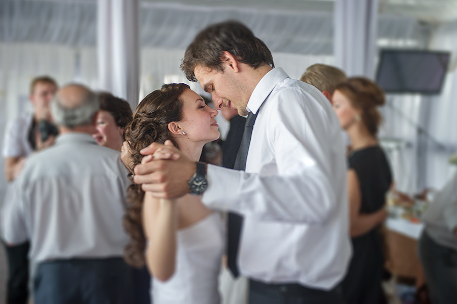 Ksenia & Artem  – Yaroslavl (Russia) 14.07.12. Emin Kuliyev — Award-Winning Wedding Photojournalist NYC & USA | Best Wedding Photographer Known for Candid, Timeless Moments