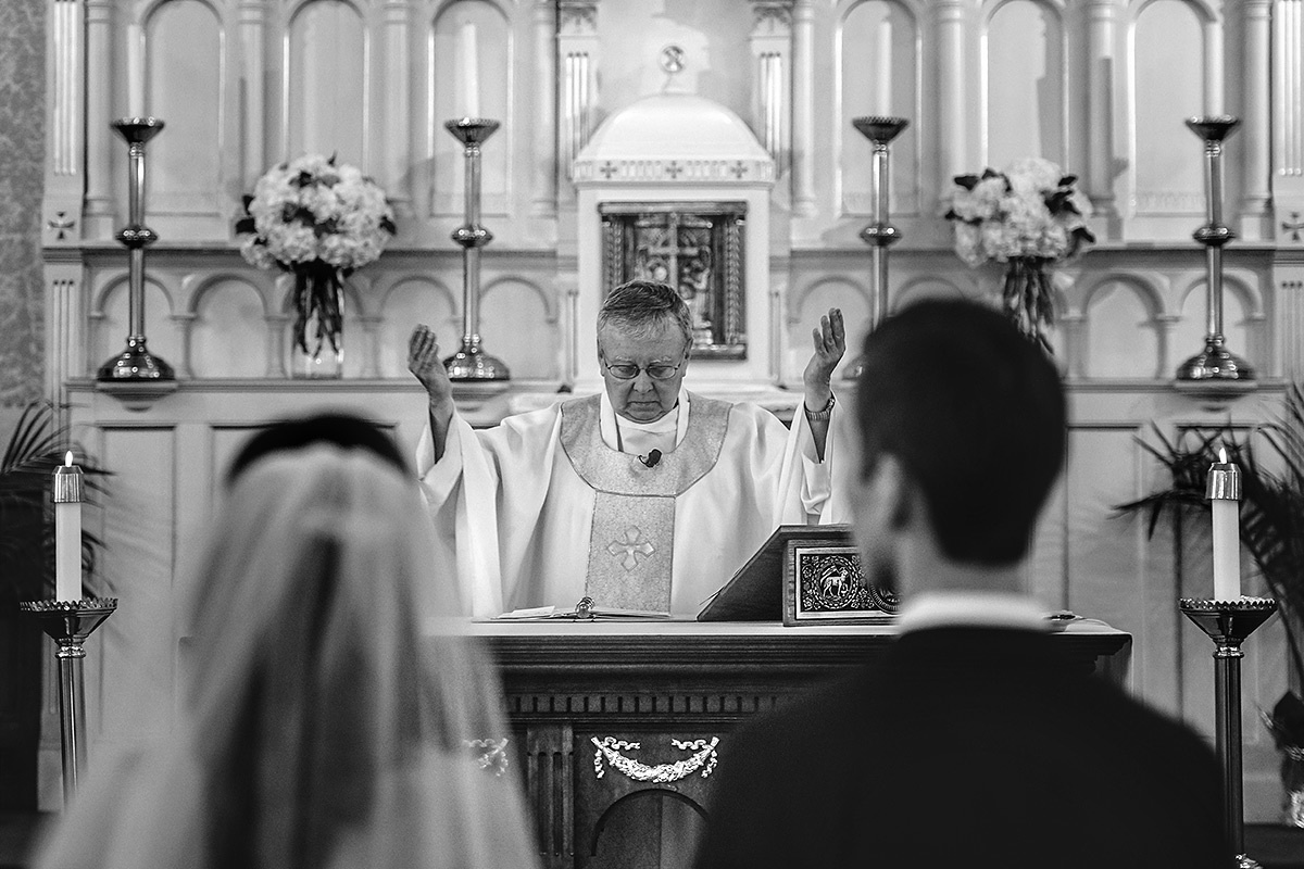 Chris and Laura – 5.23.2015 (Boston). Emin Kuliyev — Award-Winning Wedding Photojournalist NYC & USA | Best Wedding Photographer Known for Candid, Timeless Moments