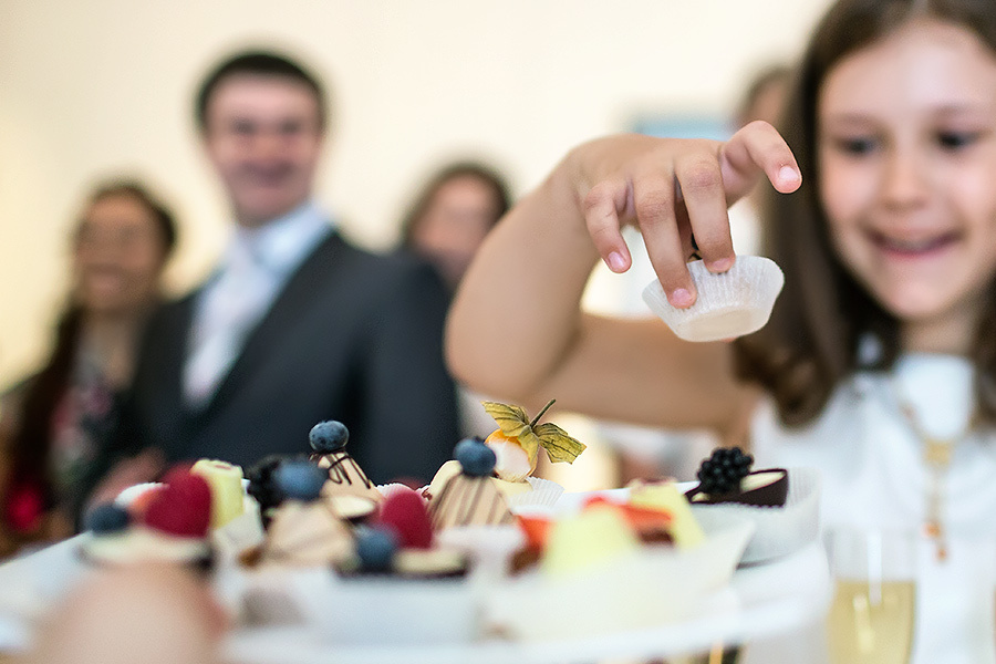 Ksenia & Artem  – Yaroslavl (Russia) 14.07.12. Emin Kuliyev — Award-Winning Wedding Photojournalist NYC & USA | Best Wedding Photographer Known for Candid, Timeless Moments