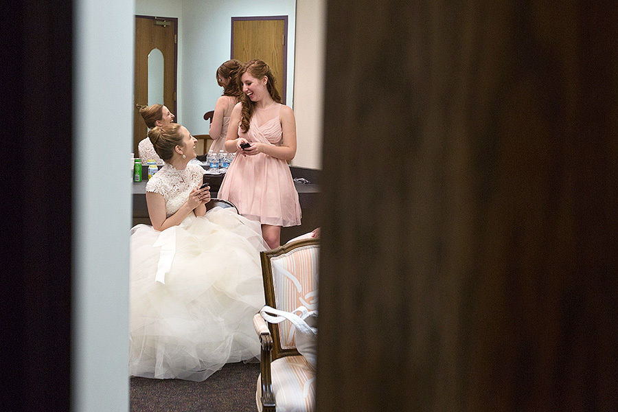 Genevieve & Josh– June 3rd,2012 – Minneapolis (Minnesota). Emin Kuliyev — Award-Winning Wedding Photojournalist NYC & USA | Best Wedding Photographer Known for Candid, Timeless Moments