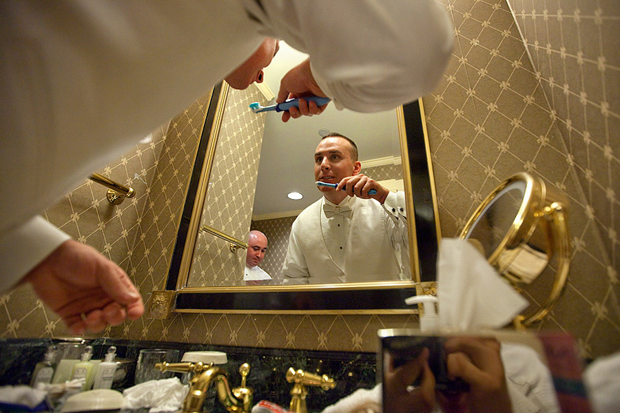 Matthew & Elizabeth – Wedding – 08/15/2009. Emin Kuliyev — Award-Winning Wedding Photojournalist NYC & USA | Best Wedding Photographer Known for Candid, Timeless Moments