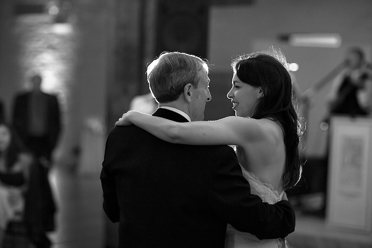 Eric & Debra  –  6/13/2015 (Wedding at Liberty Warehouse). Emin Kuliyev — Award-Winning Wedding Photojournalist NYC & USA | Best Wedding Photographer Known for Candid, Timeless Moments