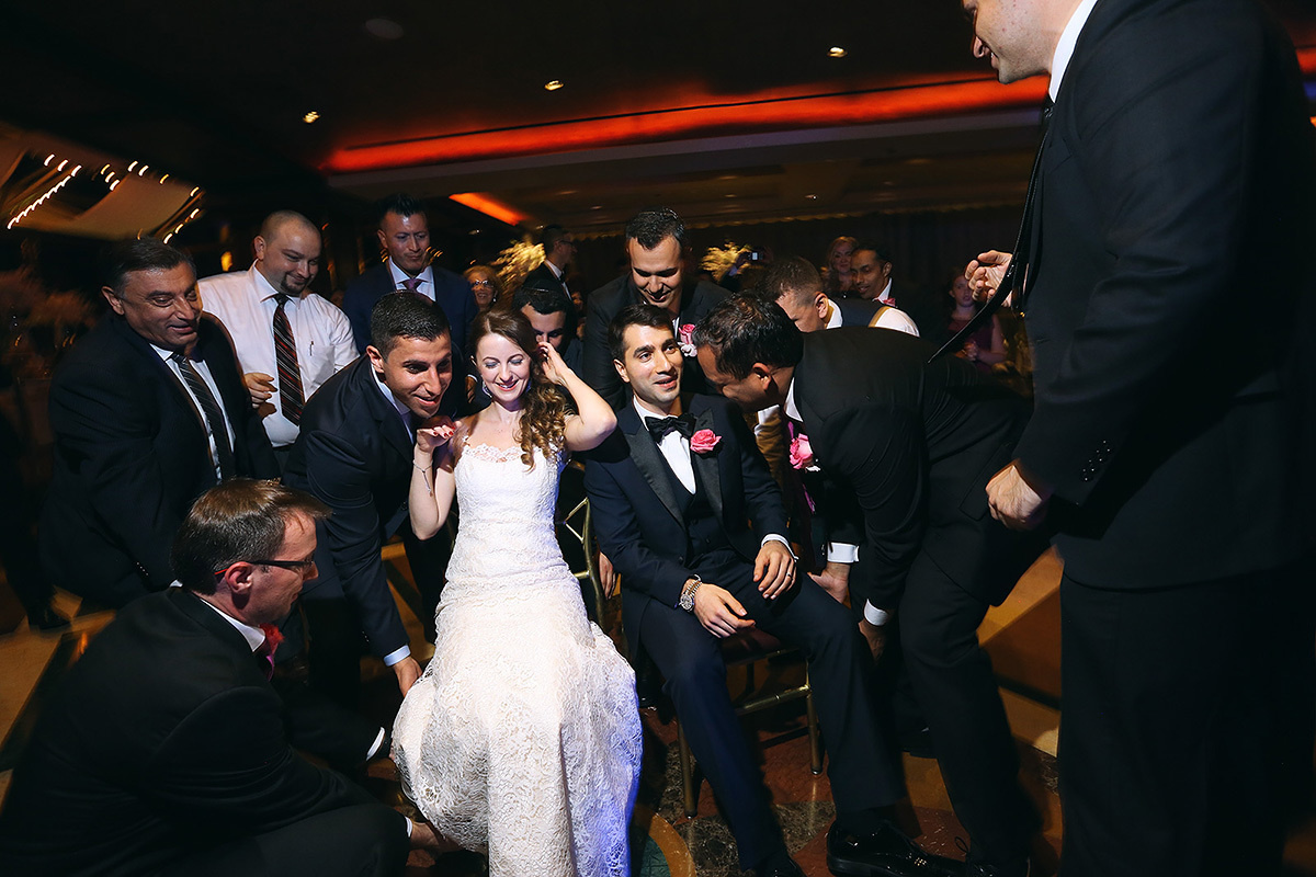 Ernest  and Jena – 8.27.2017 – Crest Hollow Country club. Emin Kuliyev — Award-Winning Wedding Photojournalist NYC & USA | Best Wedding Photographer Known for Candid, Timeless Moments