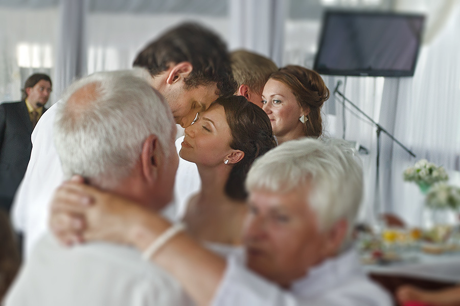 Ksenia & Artem  – Yaroslavl (Russia) 14.07.12. Emin Kuliyev — Award-Winning Wedding Photojournalist NYC & USA | Best Wedding Photographer Known for Candid, Timeless Moments