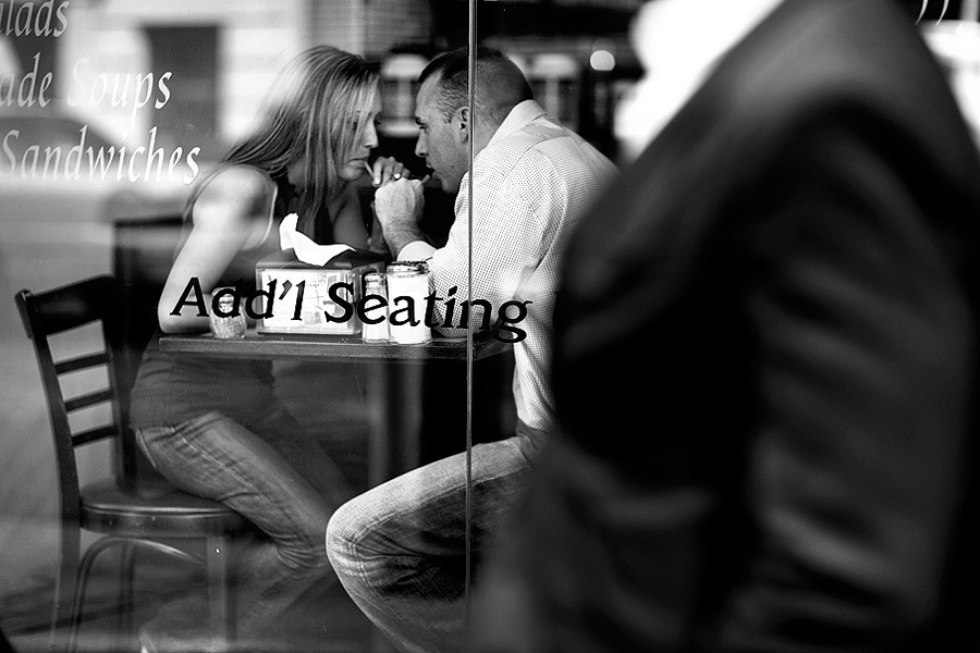 Matthew & Elizabeth – Engagement – 07/24/2009. Emin Kuliyev — Award-Winning Wedding Photojournalist NYC & USA | Best Wedding Photographer Known for Candid, Timeless Moments