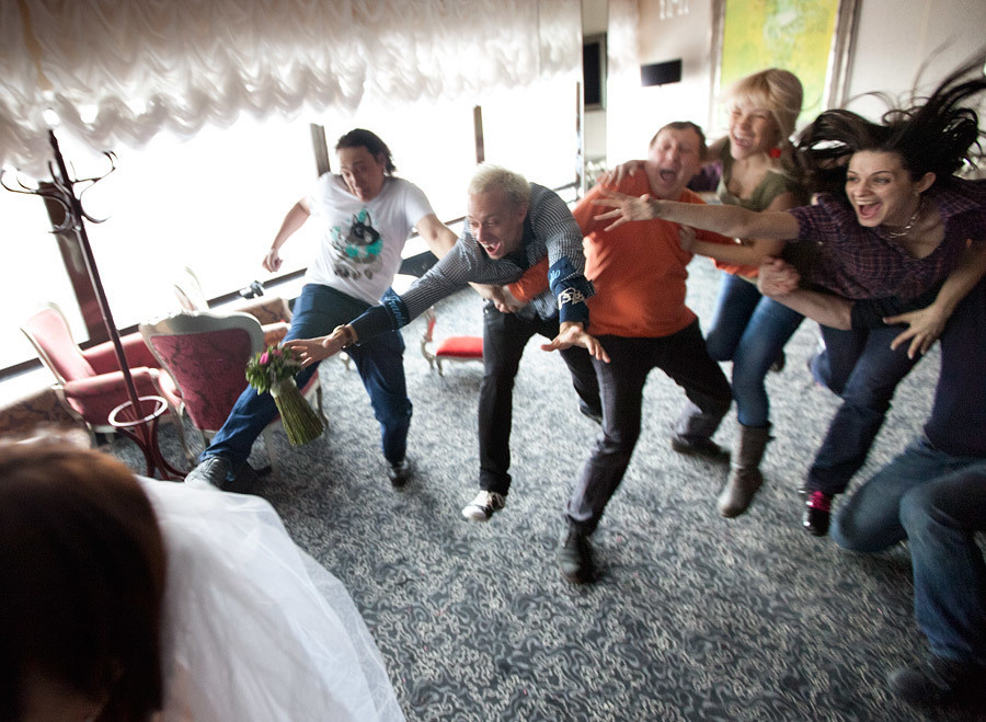 My Wedding Photography Workshops in Moscow (Russia) 22-28 March, 2011. Emin Kuliyev — Award-Winning Wedding Photojournalist NYC & USA | Best Wedding Photographer Known for Candid, Timeless Moments