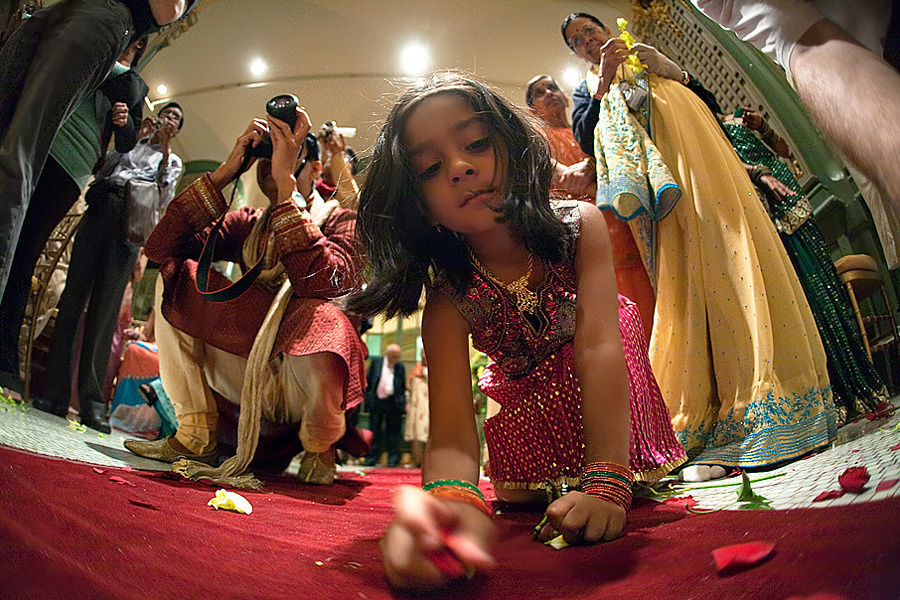 Sheela & Yuang – Wedding (day two) 08/08/2009. Emin Kuliyev — Award-Winning Wedding Photojournalist NYC & USA | Best Wedding Photographer Known for Candid, Timeless Moments