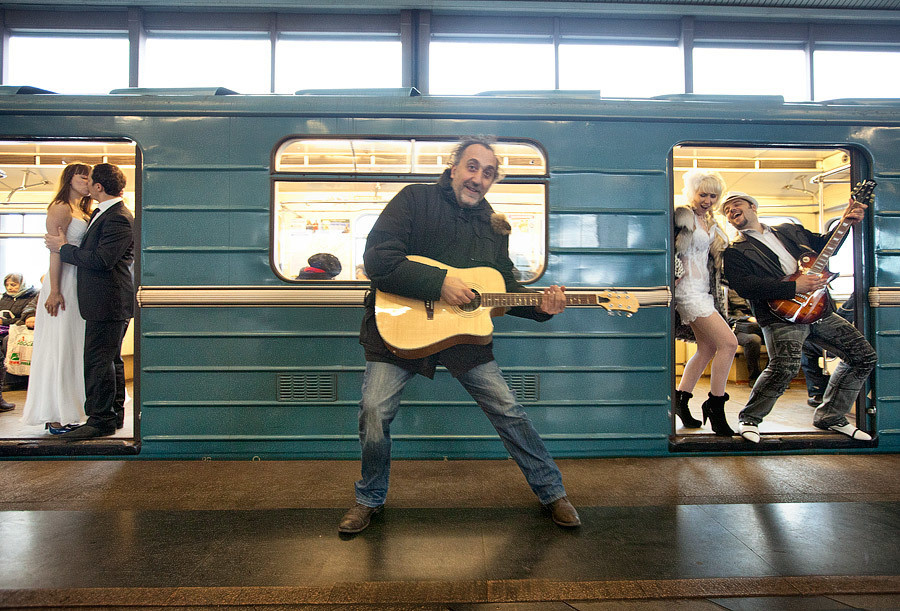 My Wedding Photography Workshops in Moscow (Russia) 22-28 March, 2011. Emin Kuliyev — Award-Winning Wedding Photojournalist NYC & USA | Best Wedding Photographer Known for Candid, Timeless Moments