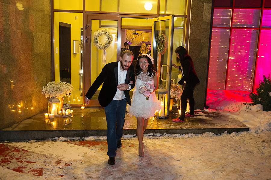 Margo & Alexey – (February, 2nd, 2013) Moscow (Russia). Emin Kuliyev — Award-Winning Wedding Photojournalist NYC & USA | Best Wedding Photographer Known for Candid, Timeless Moments