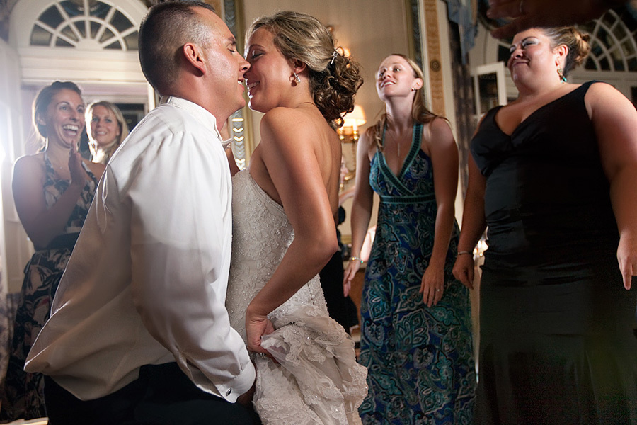 Matthew & Elizabeth – Wedding – 08/15/2009. Emin Kuliyev — Award-Winning Wedding Photojournalist NYC & USA | Best Wedding Photographer Known for Candid, Timeless Moments