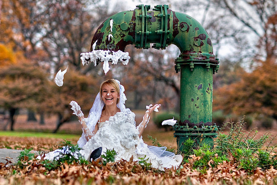 Trash The Dress – (Bronx, November 13th, 2009). Emin Kuliyev — Award-Winning Wedding Photojournalist NYC & USA | Best Wedding Photographer Known for Candid, Timeless Moments